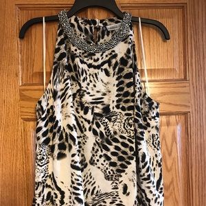 NWOT Jennifer Lopez split back blouse